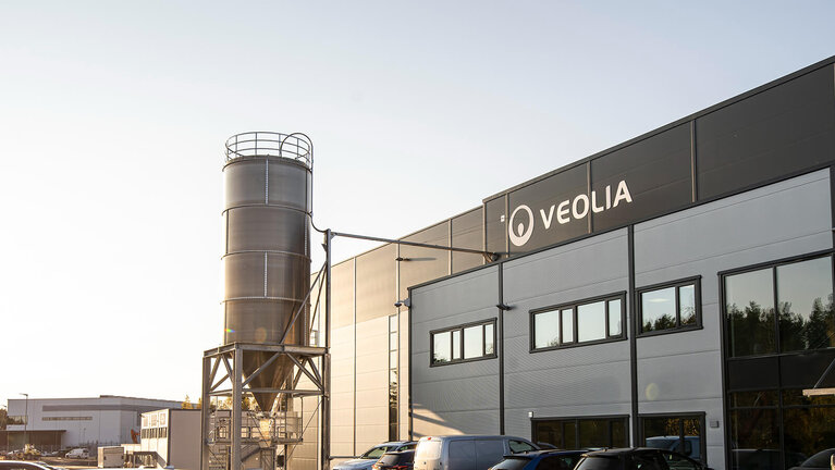 Veolia opens first recycling plant for PET deposit bottles in Norway